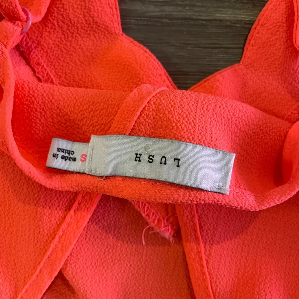 Lush Bright Coral Romper - Picture 3 of 3